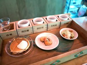 灘五郷酒所セット チケット15枚分。灘酒5種類（各約60m）、小皿3種類がセット