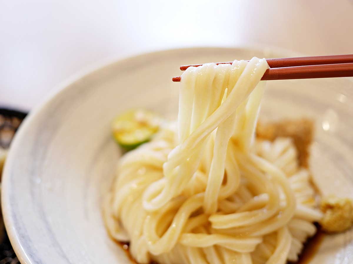 麺の水分量を多くすることで、つるもち食感を生み出しているそう