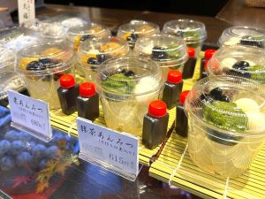 あんみつは定番以外も抹茶や季節に応じた独自の味わいが並ぶ [食楽web]
