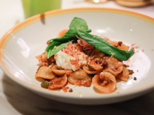 オレキエッテ ― 自家製XO醤、リコッタ、ケッパー、カラマタオリーブ