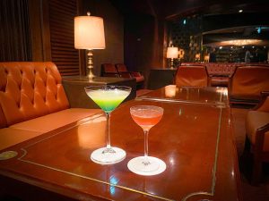 【札幌】デートでも訪れたい老舗ホテルの名物バー2軒。旅の夜に絶品カクテルを求めて