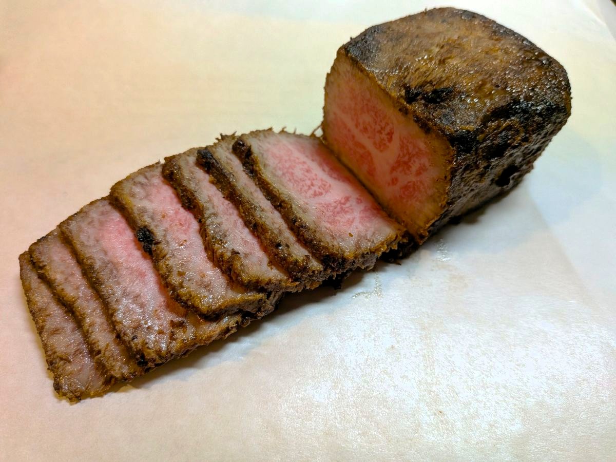 外はこんがり、中は美しいピンク色!