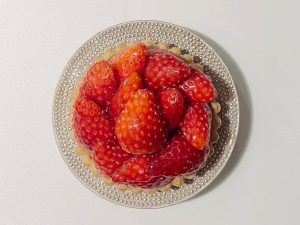 1ホール 1,950円　※画像は8cmサイズ