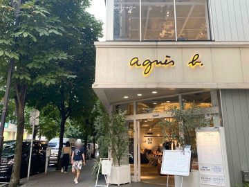 【銀座カフェ】路地裏でひと息。ブランドの世界観を味わう『アニエスベーカフェ』は居心地いい空間