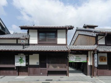 【京都】でおいしい抹茶体験なら宇治の老舗茶屋へ！ 『森半』のお茶広場＆蔵カフェが楽しすぎる