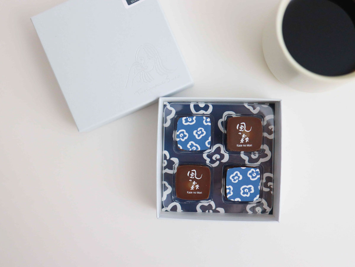 噛んだ瞬間に広がる深く伸びやかな甘さと、日本酒がもたらす透明感ある余韻が印象的です