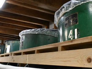 ふくよかな味わいへと熟成していく酒タンク