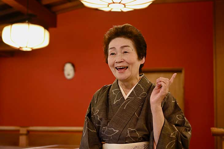 大女将の君江さん