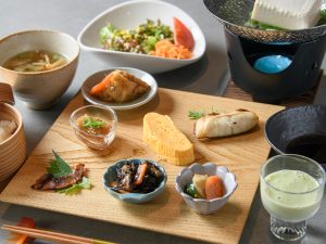 朝食でもご当地ならではの食材や郷土料理が味わえる