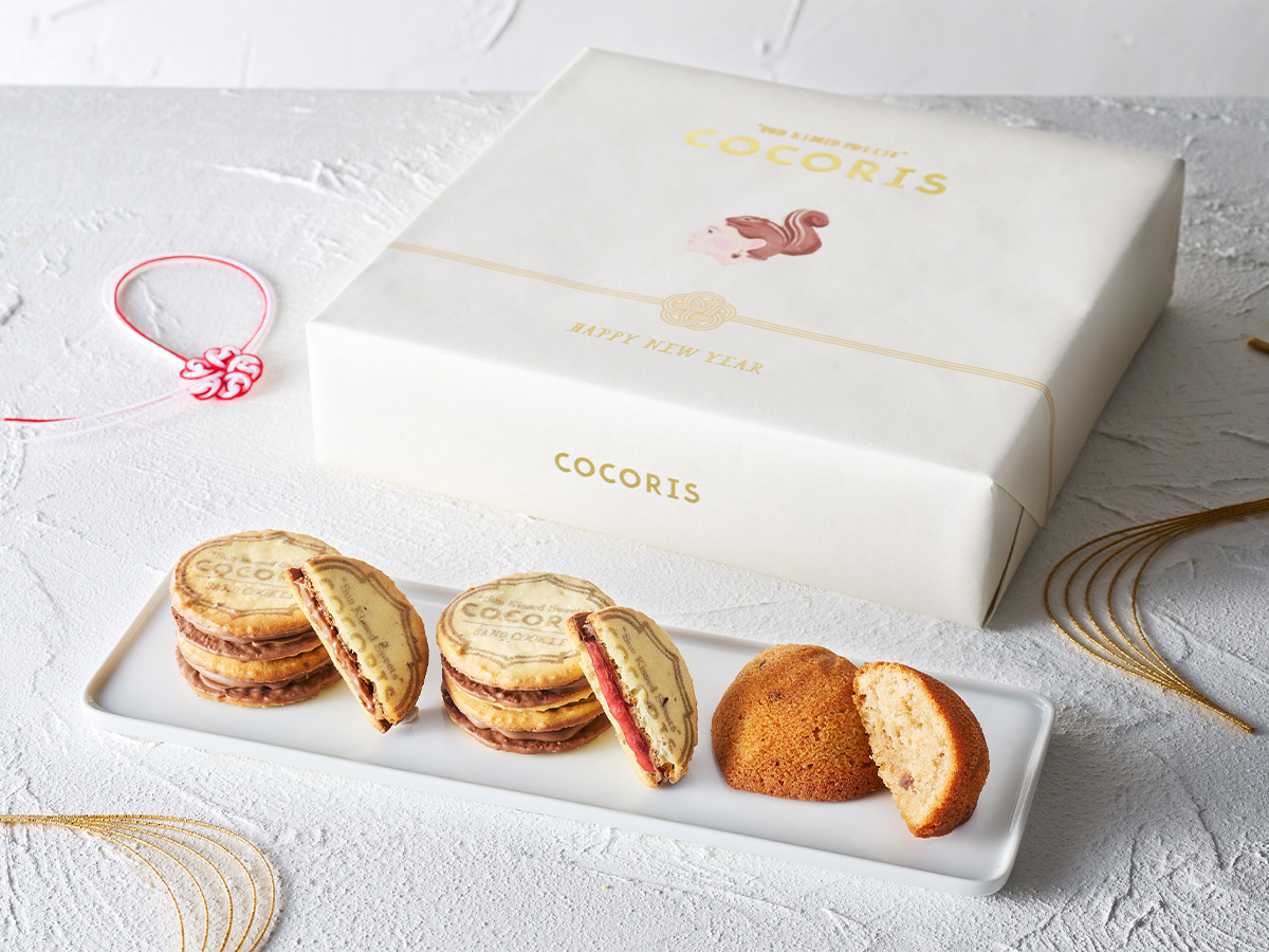 12個入(サンドクッキー・ヘーゼルナッツ×4枚、同・木苺×4枚/フィナンシェ×4個)3,348円