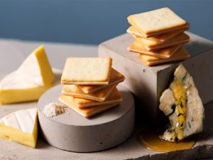 18枚入（ソルト＆カマンベールクッキー×9枚/蜂蜜＆ゴルゴンゾーラクッキー×9枚）