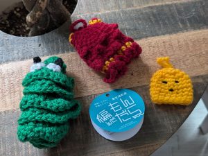 「編んだもんだら」のエコたわし　1個770円