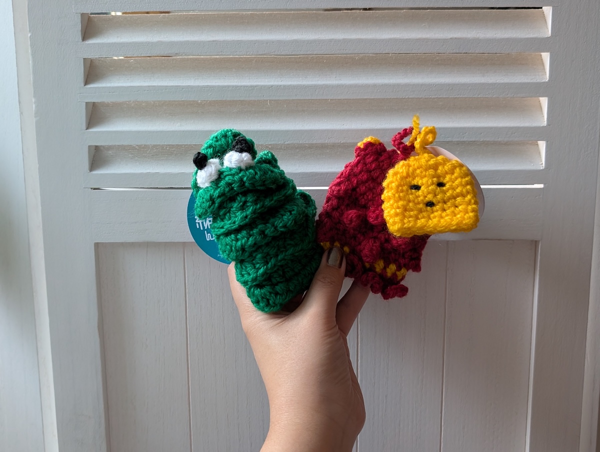 素材はアクリル100%の毛糸。手肌にやさしい