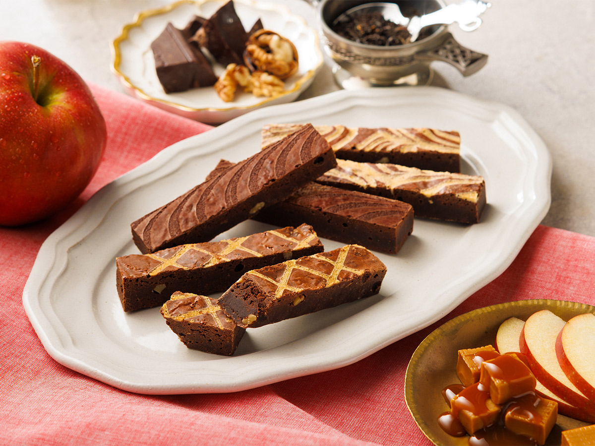 8本入（東京ブラウニー×4本・アールグレイ＆林檎キャラメルブラウニー×各2本）2,160円　※なくなり次第販売終了［食楽web］