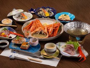 紅ズワイガニがまるごと1杯ついたコースは1万800円から