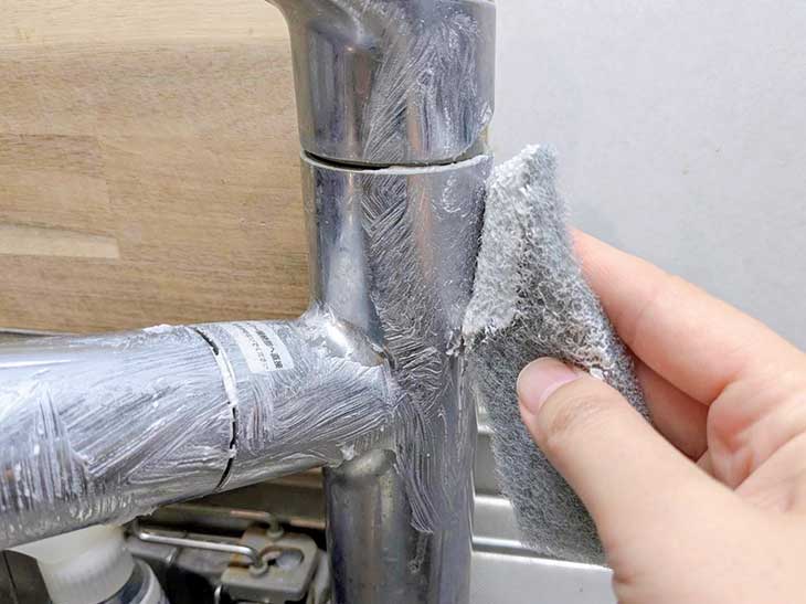 軽くクルクル擦る程度でOK