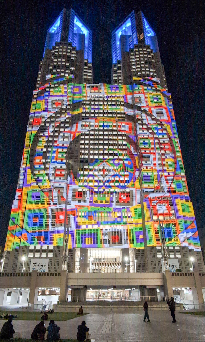 年末の夜にこそ映える東京都庁プロジェクションマッピング