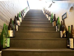 空き瓶を見てるだけでも楽しい地酒の数々