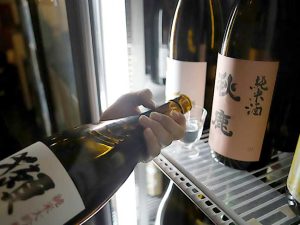 お店の一番人気はやっぱり「獺祭」とのこと