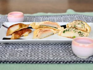 【お餅の簡単おやつ＆おつまみ】余ったお餅をおいしく消費！ 「色々もち巾着」レシピ3選