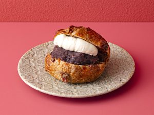 1個 390円（テイクアウト） / 398円（イートイン）※数量限定：1日30個