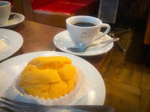 ふんわりとしたシュー生地とクリームが最高