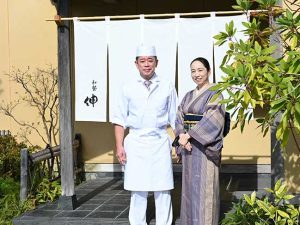 繊細な料理を手がける店主の釜井 伸也さんと、女将の田江さん