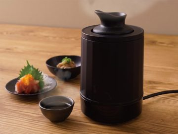 2026年に注目のテーブル調理家電。燗酒や燻製が自由自在に楽しめる3台