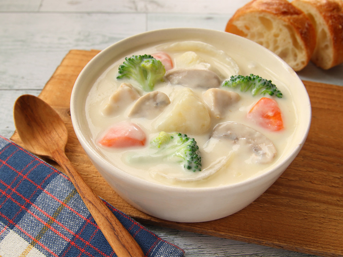 白いシチューはどこの国の料理?ハウス食品に聞いた“日本の定番メニュー”誕生の裏側