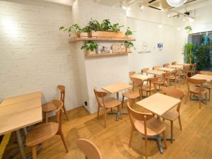 『BAGEL ＆ BAGEL × Kiri Café』内装