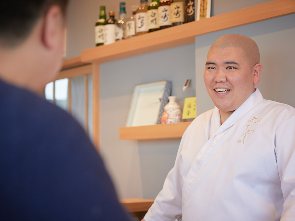いかにもラガーマンといった風情の店主・御旅屋さん