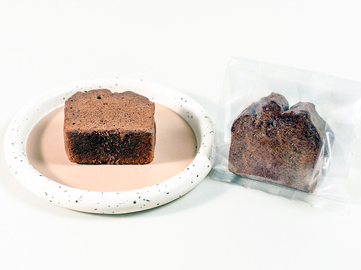 チョコパウンドケーキ(1個)480円