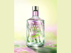 里山の春が薫るボタニカルなジンが登場！「久保田」醸造元の新作「KUBOTA GIN よそふ春」の美味しい飲み方とは