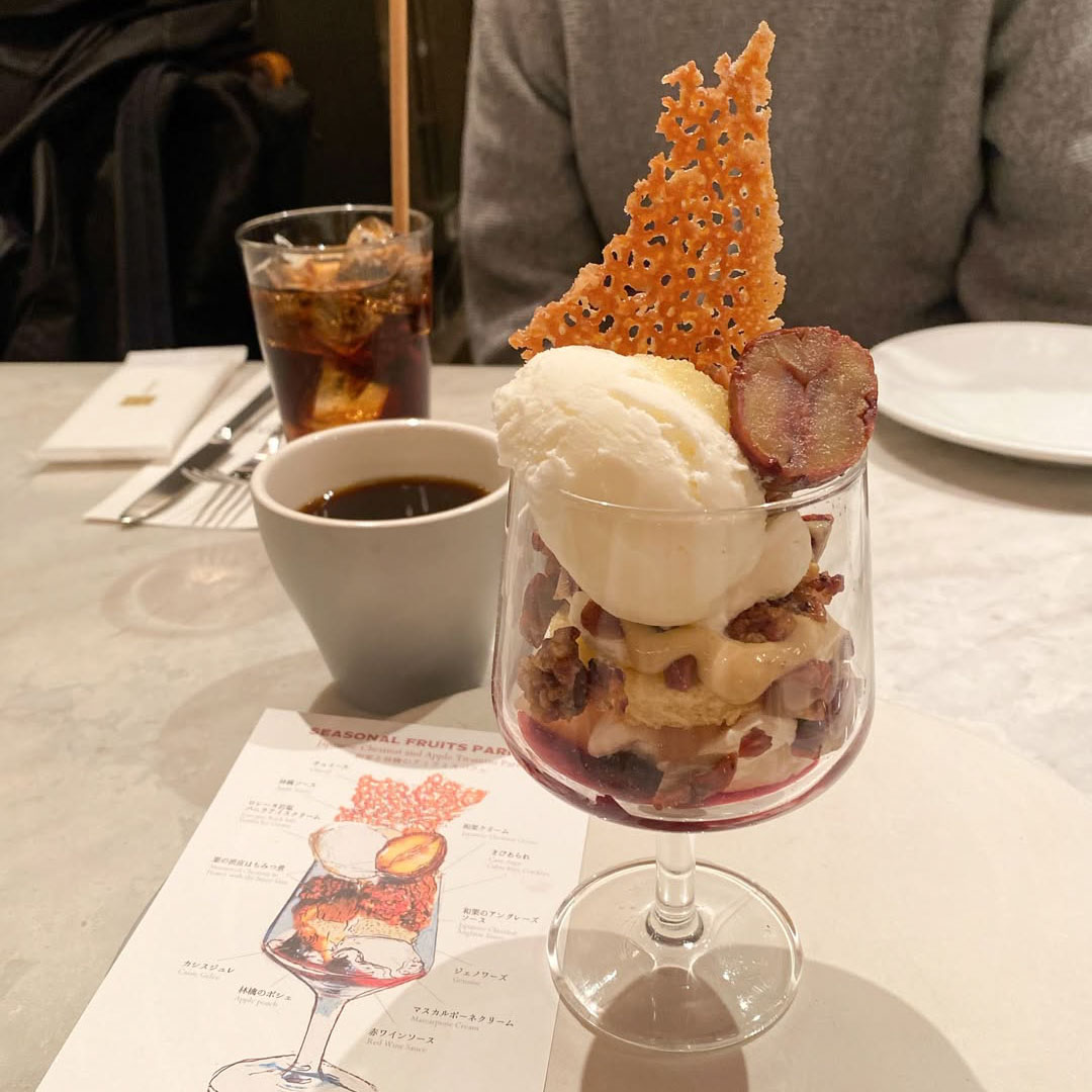 ※パフェは取材当時のもの。現在は内容が異なる場合があります。