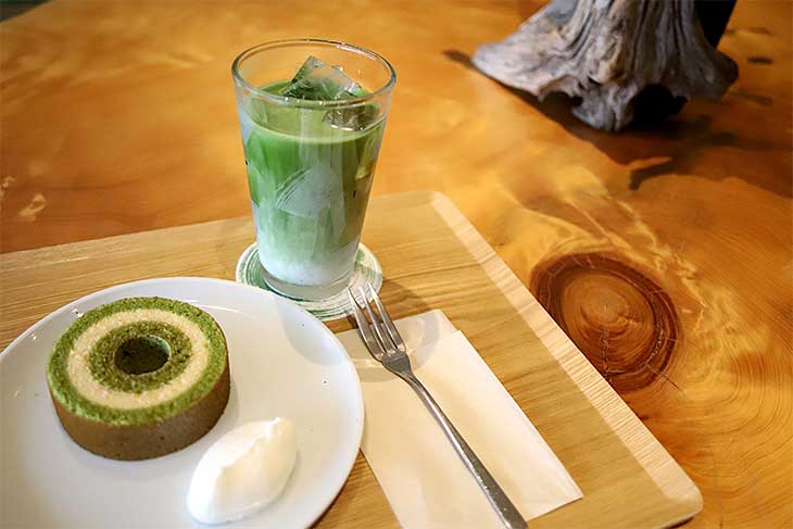 京ばあむプレート770円 ＋ 抹茶ラテ660円