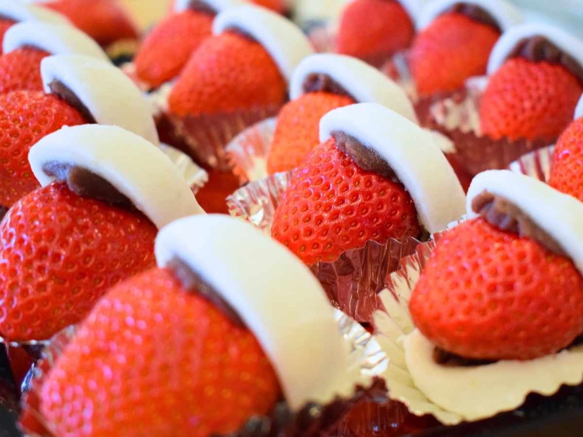 すべてL3サイズ以上の「ゆうべに」をつかった「おっきないちご大福」