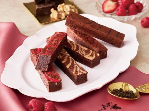 8本入 2,160円／12本入 3,456円／21本入 5,670円