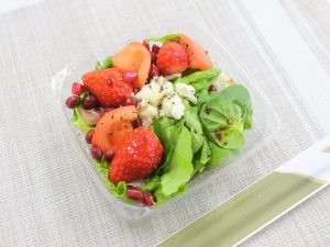 印象的なのが、プチっと弾けるザクロ