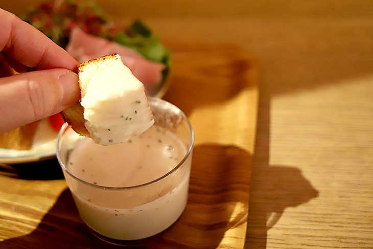 ちょっとお行儀は悪いかも知れませんがやっぱりこれですよ