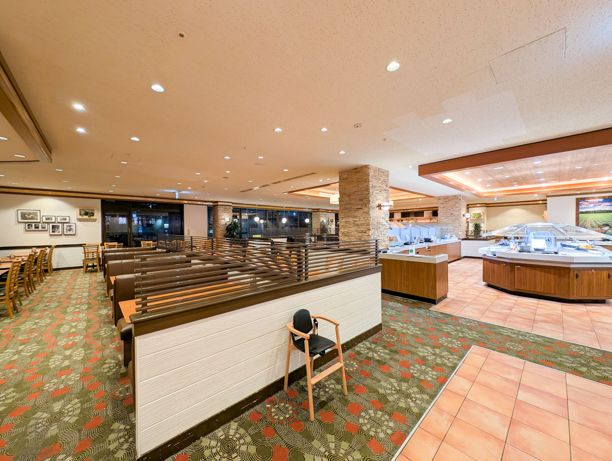 広々とした店内も魅力