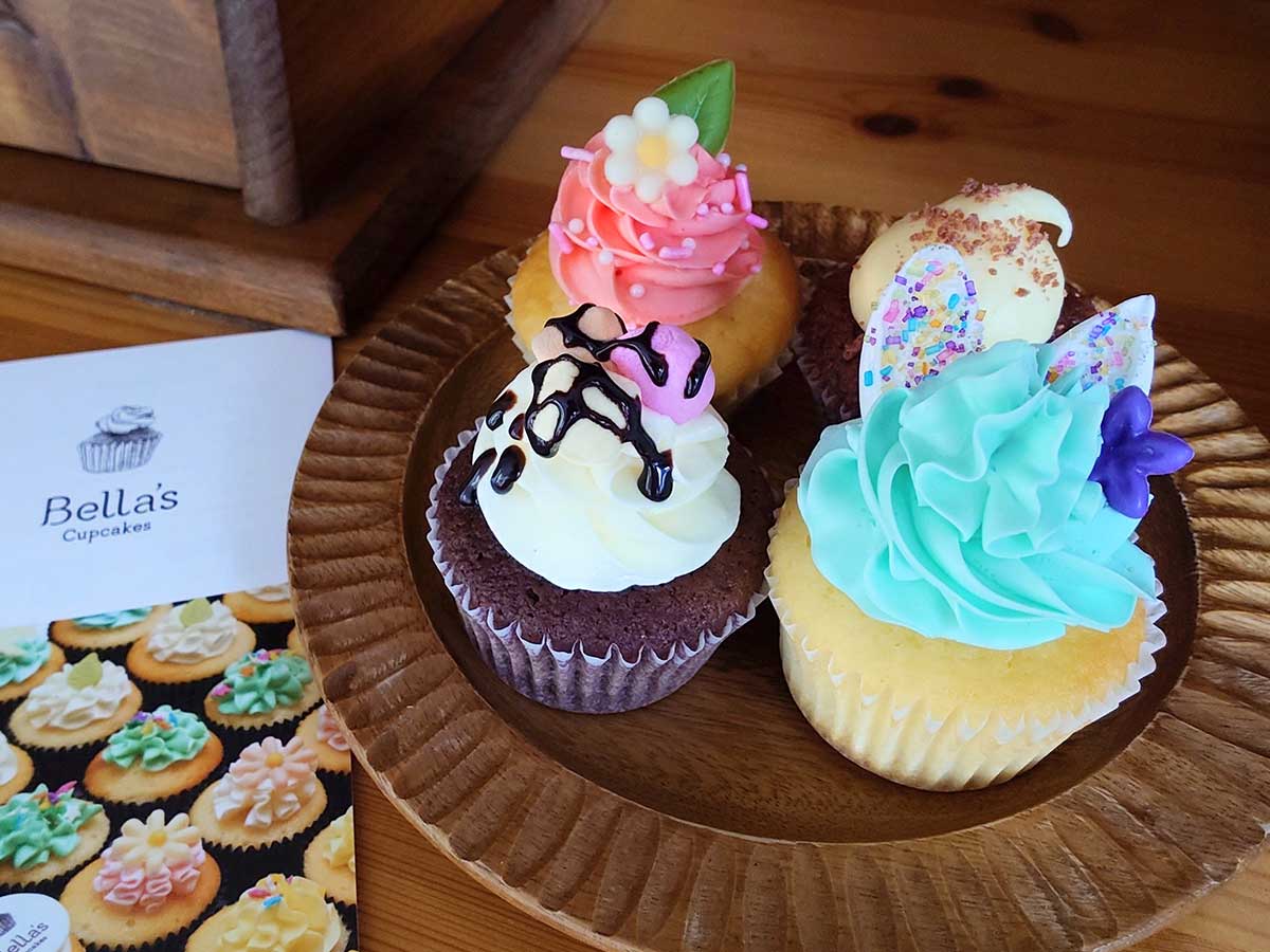 遠方の人は通販でも購入可能。通販はカラバリやデザインも豊富で、推し活にもおすすめ