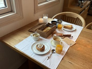 水の上に泊まる非日常。天王洲アイル「PETALS TOKYO」でゆったりモーニング