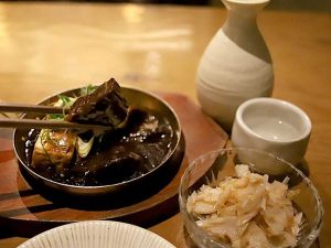 「謹製デミ味噌牛煮込み」はお米が欲しくなる人もいるくらい濃厚！