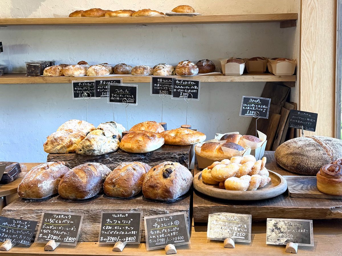 【鎌倉のパン屋さん】小鳥のさえずりに包まれる癒し空間『BREEZE BIRD CAFE & BAKERY』